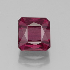 Grenat rhodolite rouge naturelle taille émeraude, 2,73 ct, SI