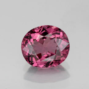 Grenat Rhodolite Rouge framboises naturelle Coupe ovale, 1.48 ct, VVS
