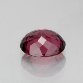 Grenat Rhodolite Rouge framboises naturelle Coupe ovale, 1.48 ct, VVS