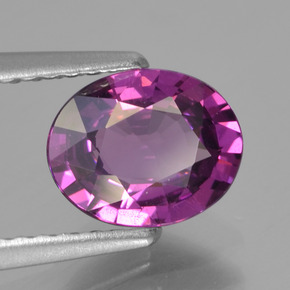 Grenat rhodolite rose naturelle coupe ovale, 1,23 ct, VS