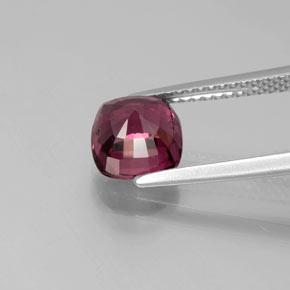 Grenat rhodolite rouge naturelle coupe coussin, 2,51 ct, VS