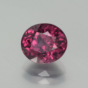 Grenat Rhodolite Rouge framboises naturelle Coupe ovale, 2.73 ct, VS