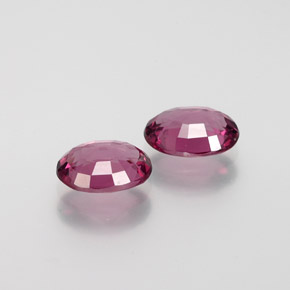 Achetez naturel ct Rouge framboises Grenat Rhodolite gems, Coupe ovale, En provenance Mozambique chez GemSelect. En stock, livraison internationale!