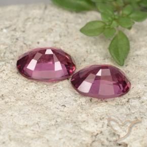 Shop natural 2.04ct Pourpre moyen Grenat rhodolite gems, ovale, from Mozambique at GemSelect. In stock, global shipping!