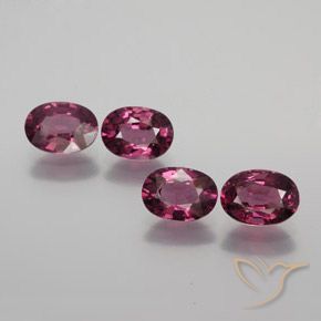 Shop natural 3.51ct Rouge moyen Grenat Rhodolite gems, ovale, from Tanzanie at GemSelect. In stock, global shipping!