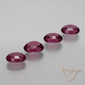 Shop natural 3.51ct Rouge moyen Grenat Rhodolite gems, ovale, from Tanzanie at GemSelect. In stock, global shipping!