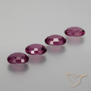 Shop natural 3.83ct Violet rougeâtre Grenat Rhodolite gems, ovale, from Tanzanie at GemSelect. In stock, global shipping!