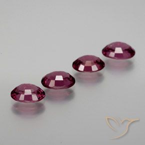 Shop natural 3.77ct Rouge Rapberry Grenat Rhodolite gems, ovale, from Tanzanie at GemSelect. In stock, global shipping!
