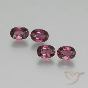 Shop natural 4.22ct Rouge Rapberry Grenat Rhodolite gems, ovale, from Tanzanie at GemSelect. In stock, global shipping!
