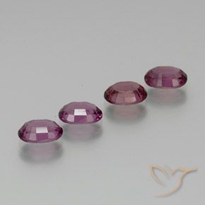 Shop natural 4.12ct Rouge Rapberry Grenat Rhodolite gems, ovale, from Tanzanie at GemSelect. In stock, global shipping!