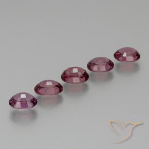 Shop natural 5.74ct Rose-magenta Grenat Rhodolite gems, ovale, from Tanzanie at GemSelect. In stock, global shipping!
