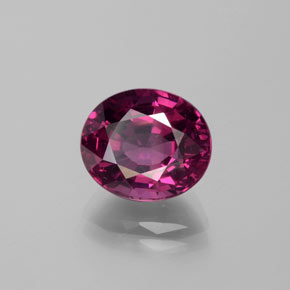 Grenat Rhodolite Rouge framboises naturelle Coupe ovale, 5.25 ct, VVS-VS
