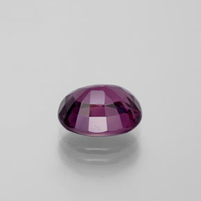 Grenat Rhodolite Rouge framboises naturelle Coupe ovale, 4.60 ct, VS