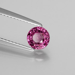 Grenat Rhodolite Rouge framboises naturelle Coupe roude, 0.68 ct, VVS-VS