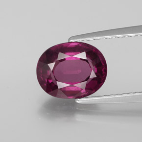 Grenat rhodolite rouge naturelle coupe ovale, 2,74 ct, VS