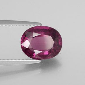 Grenat rhodolite rouge naturelle coupe ovale, 2,74 ct, VS