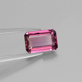 Grenat rhodolite rouge naturelle taille émeraude, 2,22 ct, VVS
