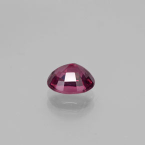Grenat rhodolite rouge naturelle coupe ovale, 1,77 ct, VS