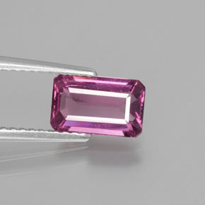 Grenat rhodolite rouge naturelle taille émeraude, 1,49 ct, VS