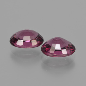Achetez naturel 2.32ct Rouge framboises Grenat Rhodolite gems, Coupe ovale, En provenance Mozambique chez GemSelect. En stock, livraison internationale!