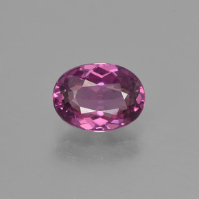 Grenat Rhodolite Rouge framboises naturelle Coupe ovale, 1.22 ct, VVS-VS