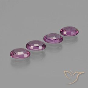 Shop natural 4.06ct Sangria Grenat rhodolite gems, ovale, from Mozambique at GemSelect. In stock, global shipping!
