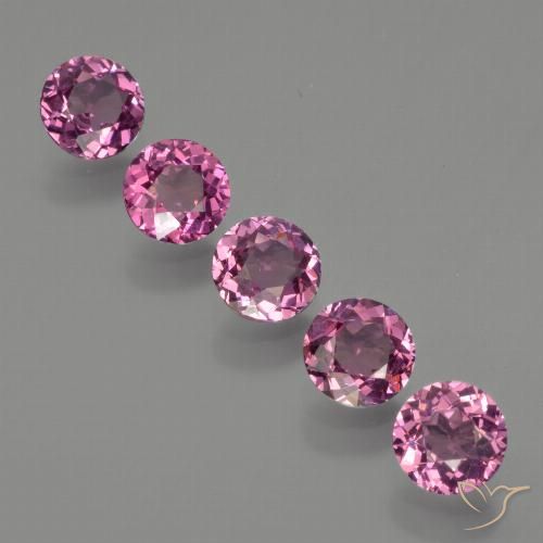 Shop natural 2.69ct Pourpre moyen-foncé Grenat rhodolite gems, Tour, from Mozambique at GemSelect. In stock, global shipping!