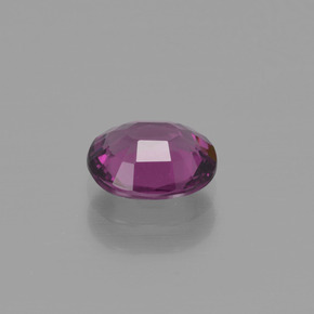 Grenat rhodolite rouge naturelle coupe ovale, 1,05 ct, VS