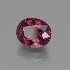 Grenat rhodolite rouge naturelle coupe ovale, 3,03 ct, VS