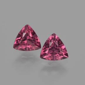 Achetez naturel ct Rose Grenat Rhodolite gems, Trillion, En provenance Mozambique chez GemSelect. En stock, livraison internationale!