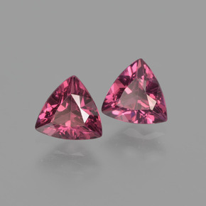 Achetez naturel ct Rose Grenat Rhodolite gems, Trillion, En provenance Mozambique chez GemSelect. En stock, livraison internationale!