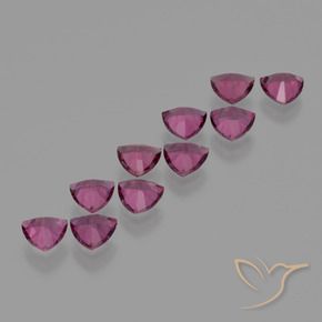 Shop natural 5.20ct Baies pourpre rose profond Grenat Rhodolite gems, Trillion, from Mozambique at GemSelect. In stock, global shipping!