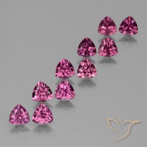 Shop natural 5.55ct Rose magenta profond Grenat Rhodolite gems, Trillion, from Mozambique at GemSelect. In stock, global shipping!