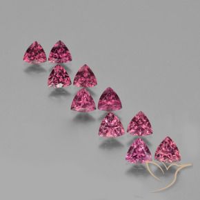 Shop natural 5.43ct Rose-magenta Grenat Rhodolite gems, Trillion, from Mozambique at GemSelect. In stock, global shipping!