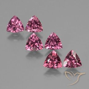 Shop natural 3.12ct Pourpre moyen Grenat Rhodolite gems, Trillion, from Mozambique at GemSelect. In stock, global shipping!
