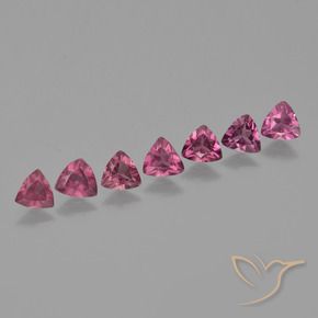 Shop natural 2.61ct Pourpre de baies roses Grenat Rhodolite gems, Trillion, from Mozambique at GemSelect. In stock, global shipping!
