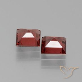 Shop natural 1.35ct Rouge écarlate profond Grenat Rhodolite gems, Carré, from Mozambique at GemSelect. In stock, global shipping!