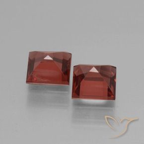 Shop natural 1.40ct Rouge moyen Grenat Rhodolite gems, Carré, from Mozambique at GemSelect. In stock, global shipping!