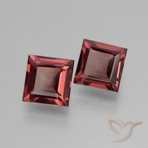 Shop natural 1.45ct Rouge merlot Grenat Rhodolite gems, Carré, from Mozambique at GemSelect. In stock, global shipping!