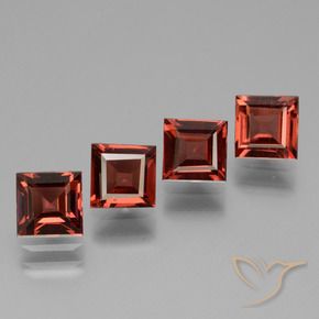 Shop natural 3.01ct Rouge foncé Grenat rhodolite gems, Carré, from Mozambique at GemSelect. In stock, global shipping!