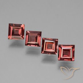 Shop natural 2.52ct Rouge moyen Grenat Rhodolite gems, Carré, from Mozambique at GemSelect. In stock, global shipping!