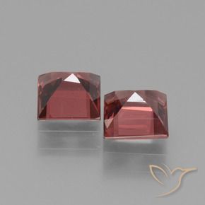 Shop natural 1.62ct Rouge foncé Grenat Rhodolite gems, Carré, from Mozambique at GemSelect. In stock, global shipping!