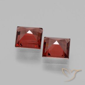 Shop natural 1.45ct Rouge foncé Grenat Rhodolite gems, Carré, from Mozambique at GemSelect. In stock, global shipping!