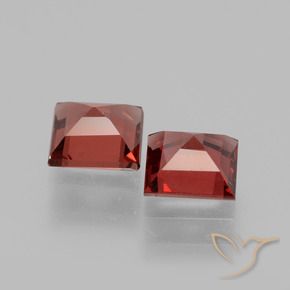 Shop natural 1.43ct Rouge foncé Grenat rhodolite gems, Carré, from Mozambique at GemSelect. In stock, global shipping!