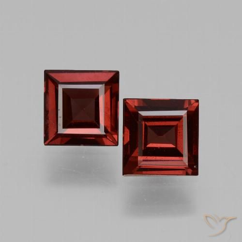 Shop natural 1.39ct Rouge moyen Grenat rhodolite gems, Carré, from Mozambique at GemSelect. In stock, global shipping!