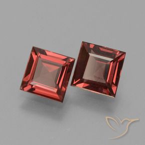 Shop natural 1.40ct Rouge foncé Grenat rhodolite gems, Carré, from Mozambique at GemSelect. In stock, global shipping!