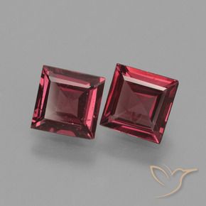 Shop natural 1.36ct Rouge moyen-foncé Grenat rhodolite gems, Carré, from Mozambique at GemSelect. In stock, global shipping!