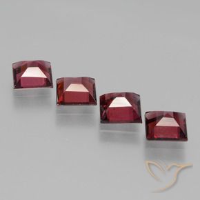 Shop natural 3.02ct Rouge foncé Grenat Rhodolite gems, Carré, from Mozambique at GemSelect. In stock, global shipping!