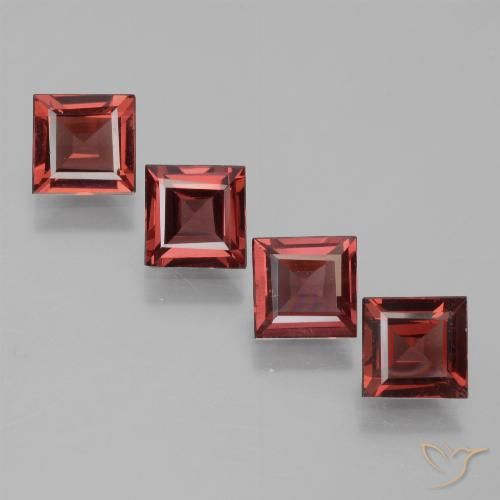 Shop natural 2.46ct Rouge foncé Grenat rhodolite gems, Carré, from Mozambique at GemSelect. In stock, global shipping!