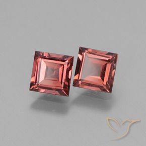 Shop natural 1.39ct Rouge léger Grenat Rhodolite gems, Carré, from Mozambique at GemSelect. In stock, global shipping!